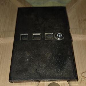 Vintage Elegant Silver/ Black Metal Card Holder